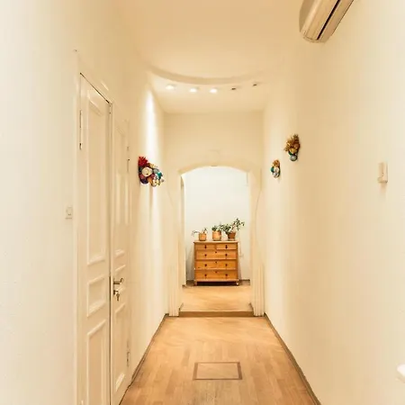 Hostel Room_odessa *